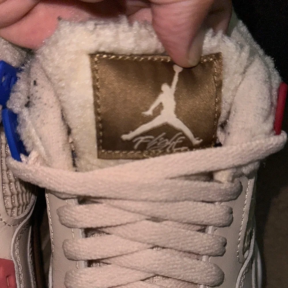 Jordan Retro 4
